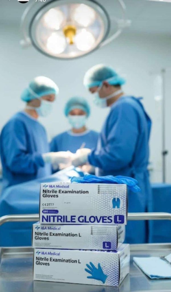 Guantes de Nitrilo I&A MEDICAL