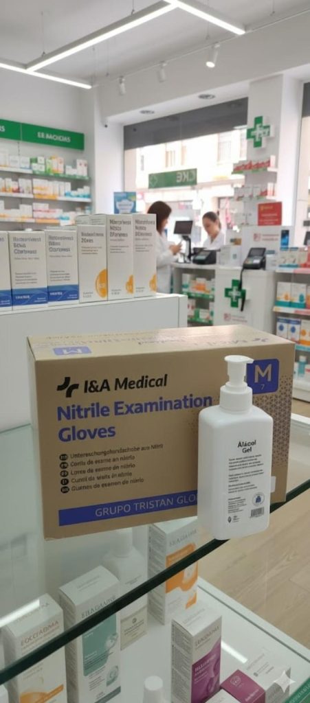 Guantes de Nitrilo I&A MEDICAL